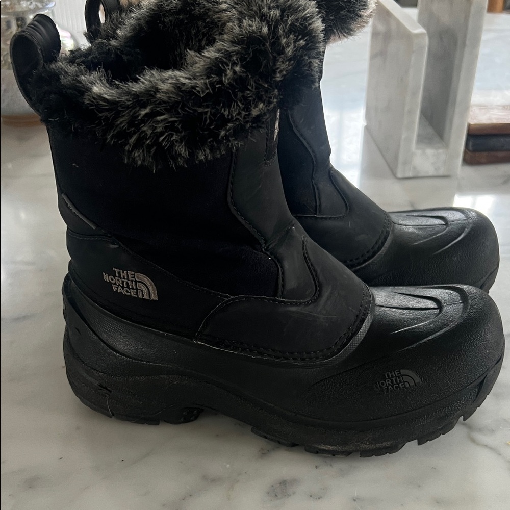 The North Face Black Girls Boots